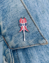 Load image into Gallery viewer, Sturt Desert Pea pin