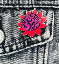 Load image into Gallery viewer, Waratah pin