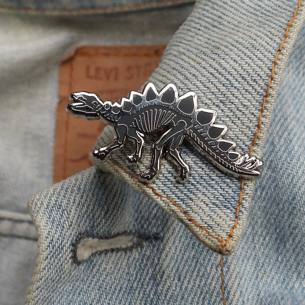 Stegosaurus pin